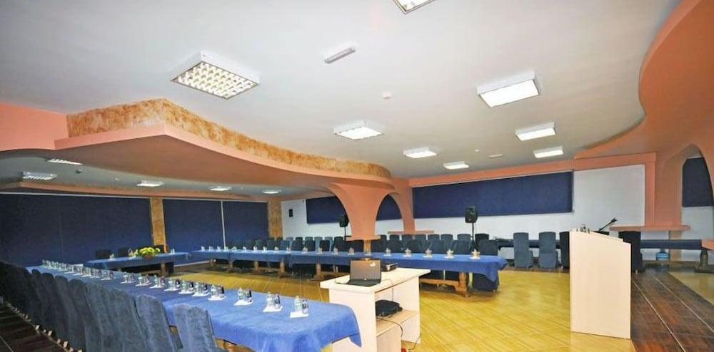 Hotel Bm International Sarajevo Exterior photo